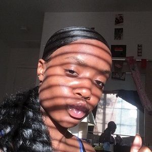 Meet your Posher, Tamara